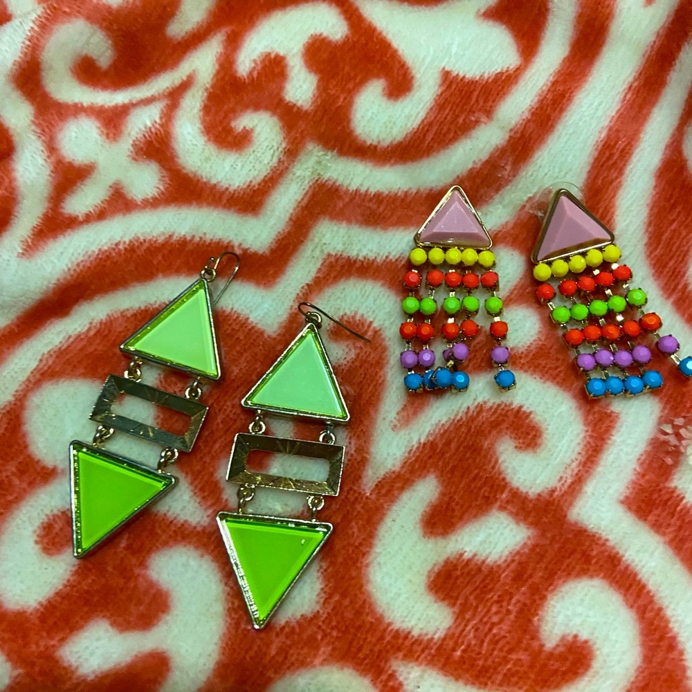 # 2 PAIR Sassy Cute Colorful Earrings